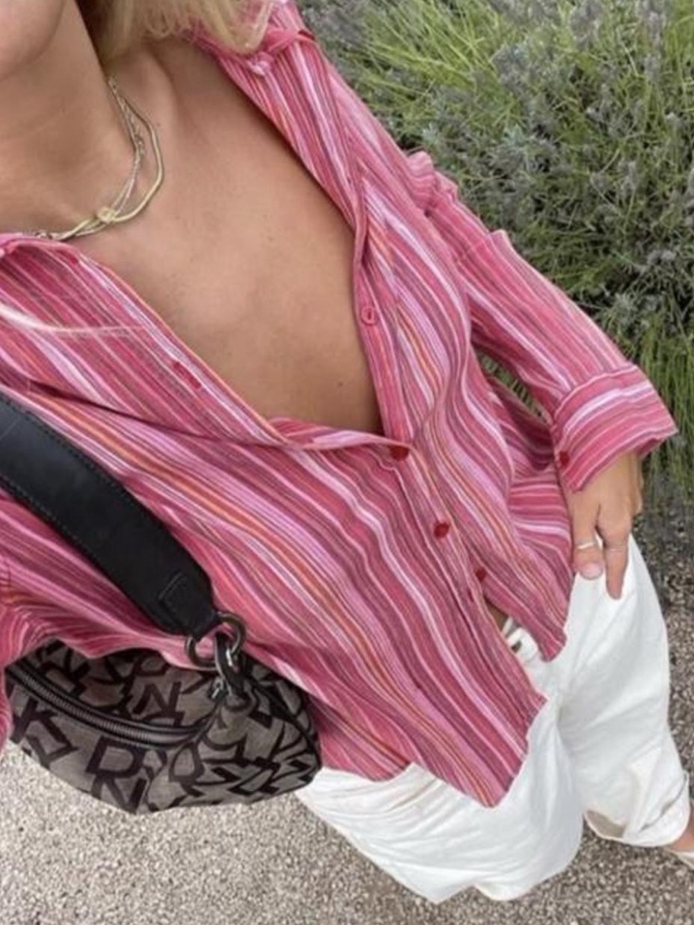 Button up - Picture 5 of 6